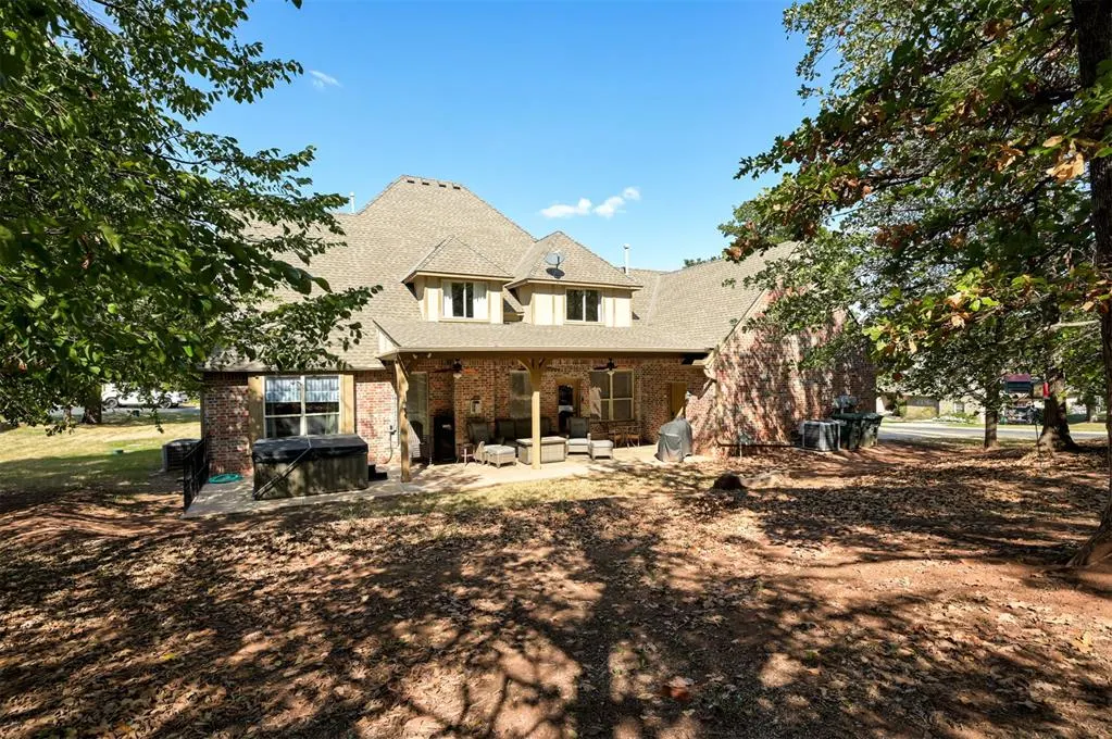 Photo 44 — 1956 Ella Court, Edmond, OK 73034