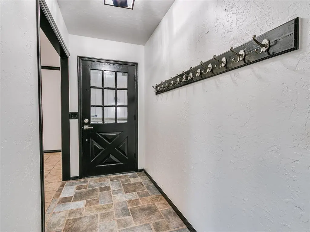 Photo 4 — 5912 NW 83rd Street, Oklahoma City, OK 73132