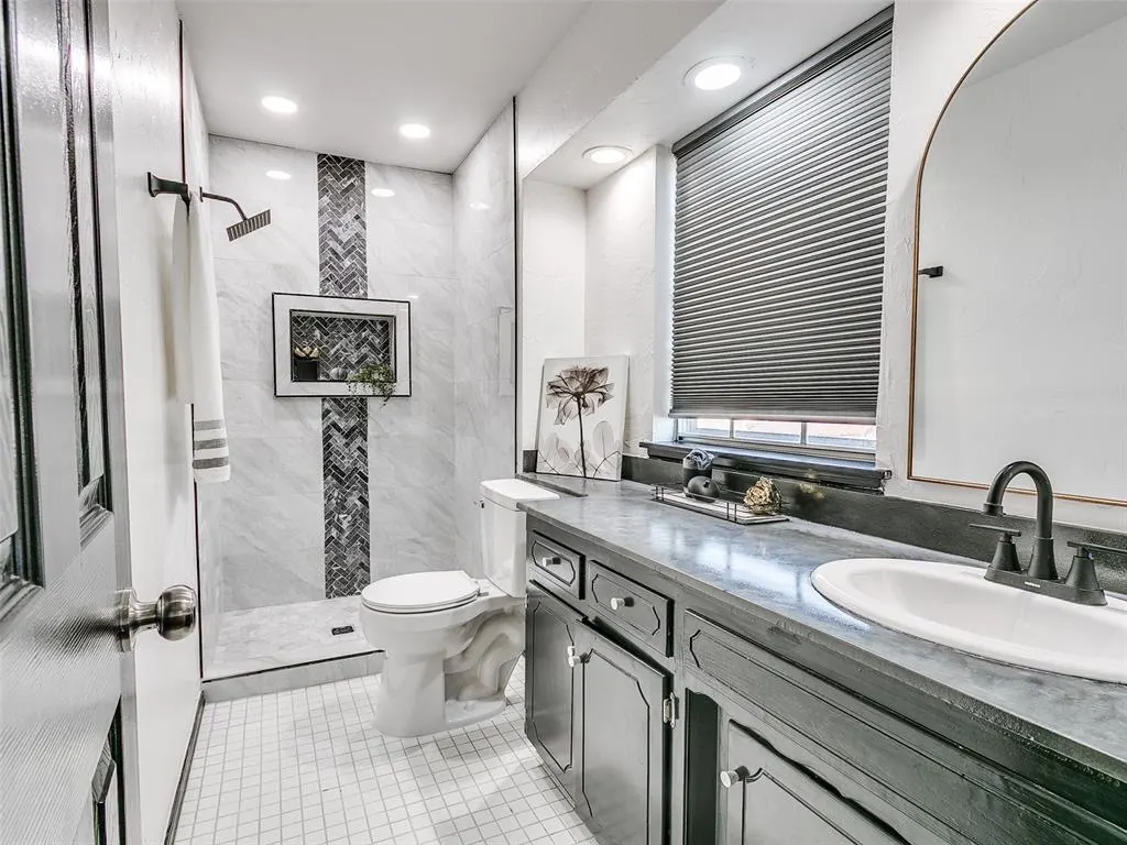 Photo 34 — 5912 NW 83rd Street, Oklahoma City, OK 73132