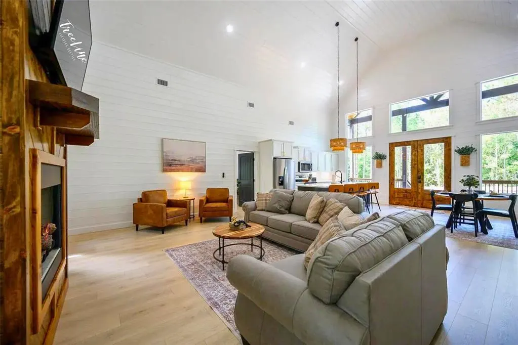 Photo 2 — 198 Bear Cedar Trail, Broken Bow, OK 74728