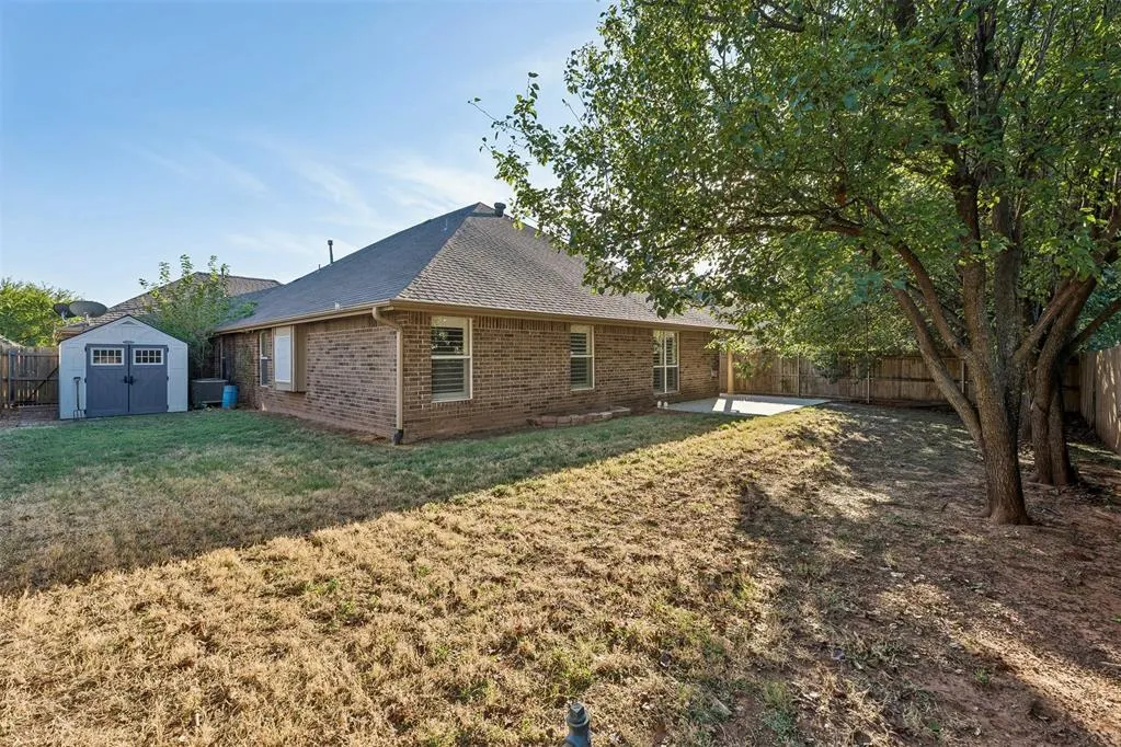 Photo 43 — 2101 Del Simmons Drive, Edmond, OK 73003