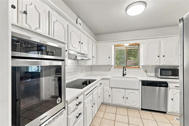 Photo 6 — 4733 NW 62nd Terrace, Oklahoma City, OK 73122