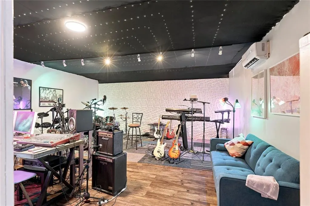 Photo 15 — 4733 NW 62nd Terrace, Oklahoma City, OK 73122