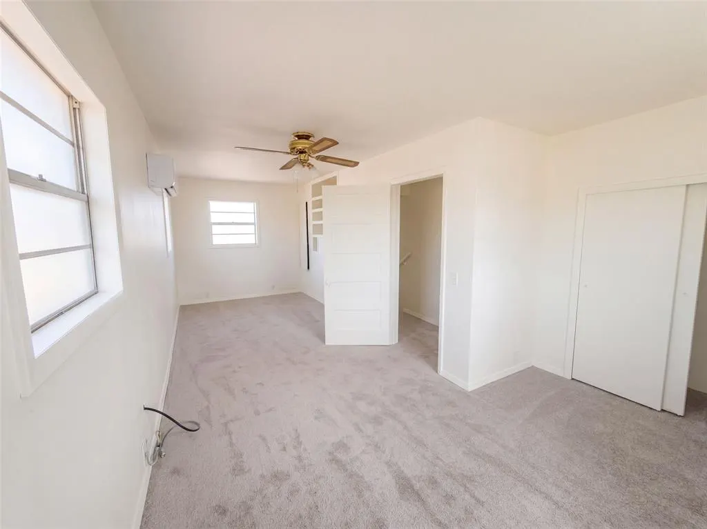 Photo 15 — 921 N 6th Street, Sayre, OK 73662