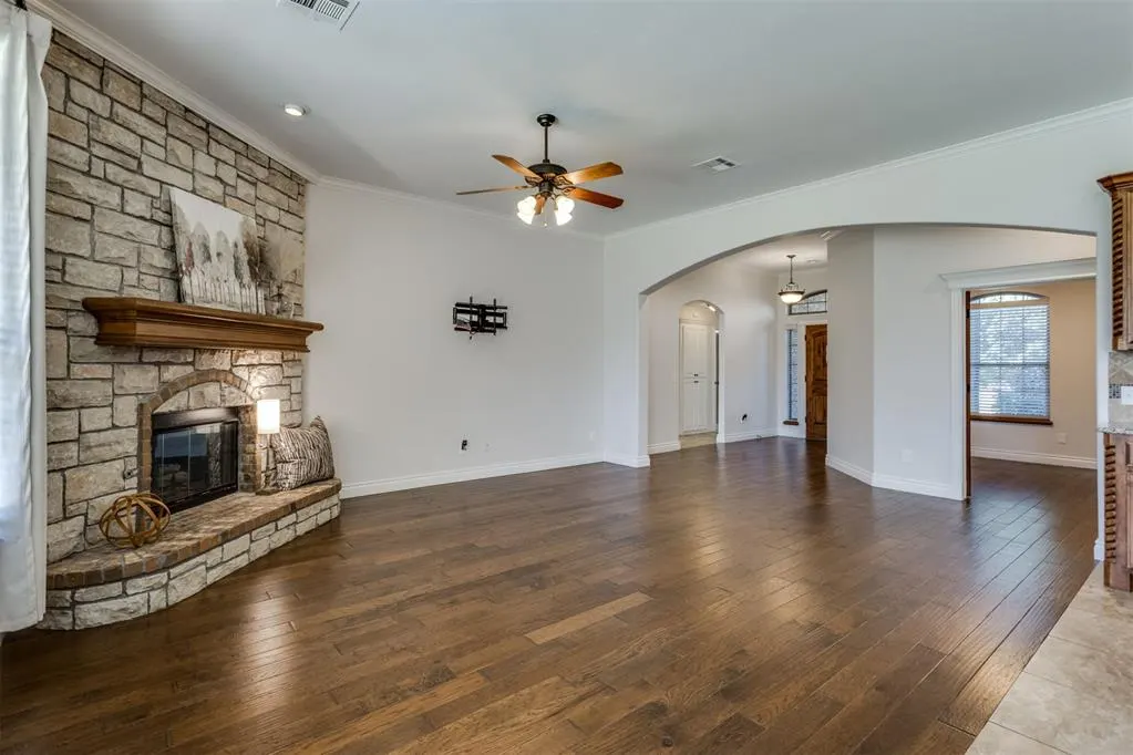 Photo 8 — 10812 NW 34th Street, Yukon, OK 73099