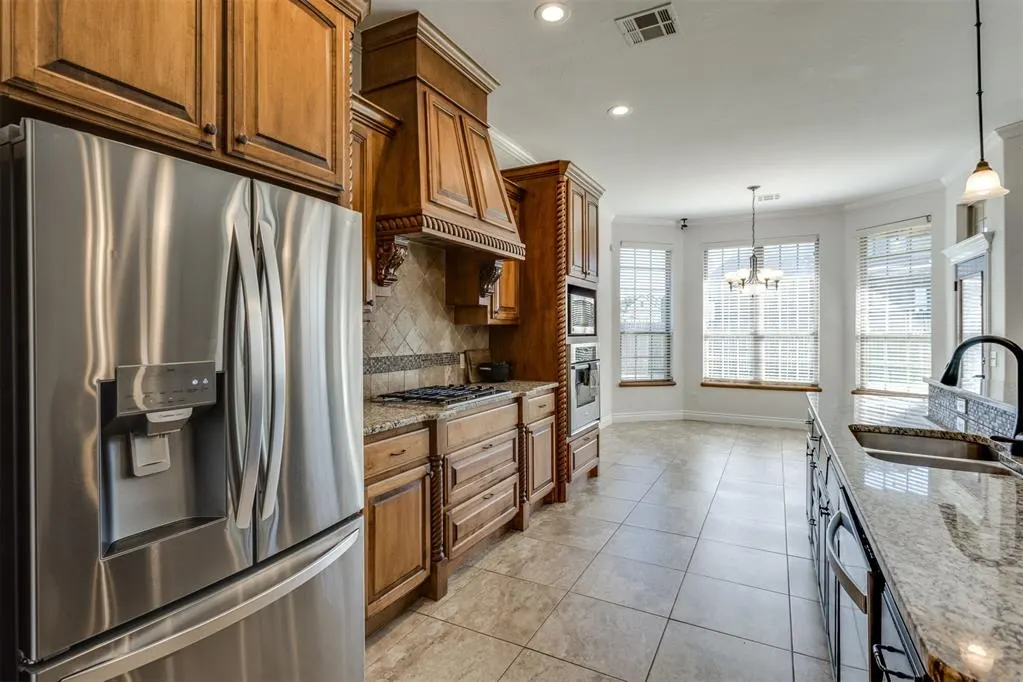 Photo 12 — 10812 NW 34th Street, Yukon, OK 73099