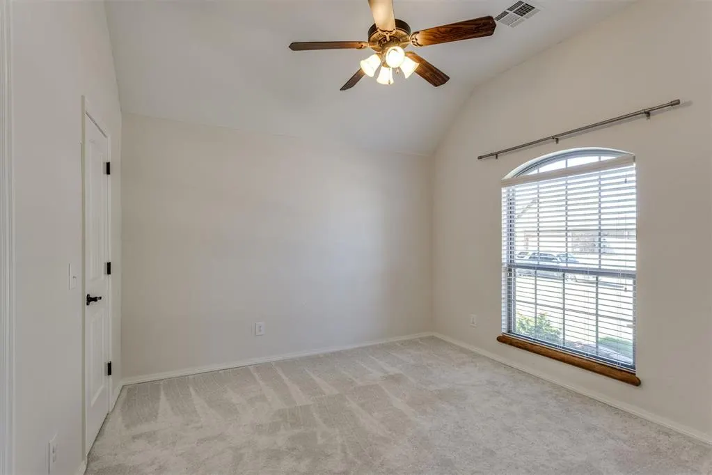 Photo 32 — 10812 NW 34th Street, Yukon, OK 73099