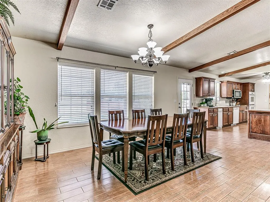 Photo 14 — 318 S Cimarron Street, Crescent, OK 73028