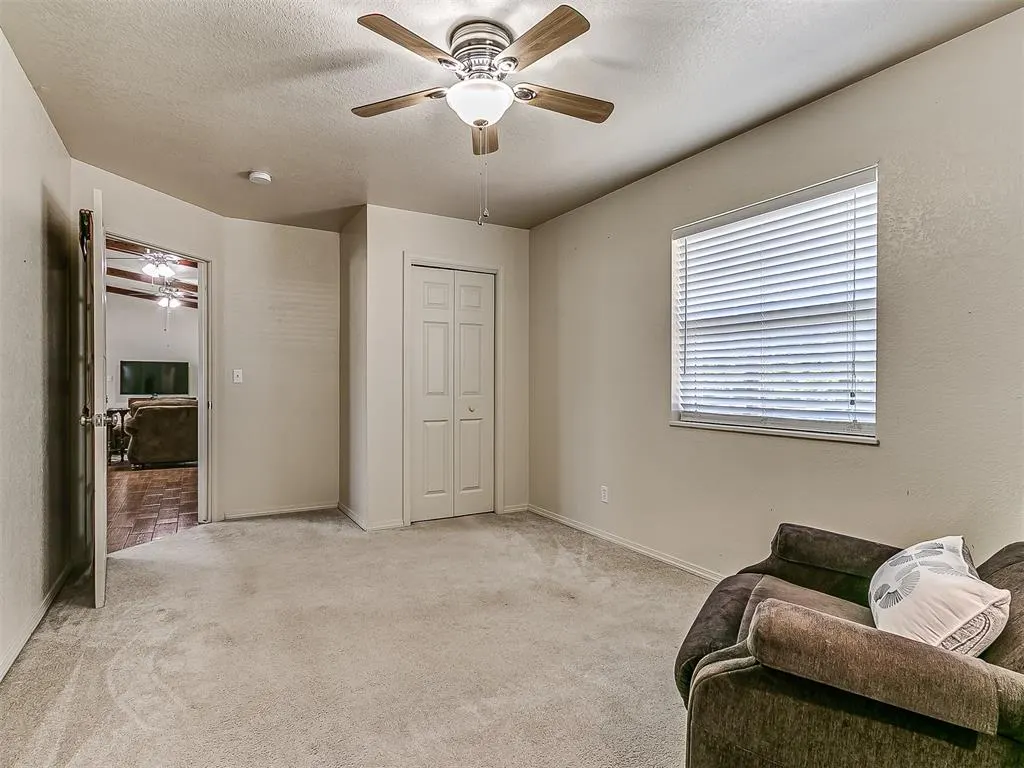 Photo 28 — 318 S Cimarron Street, Crescent, OK 73028