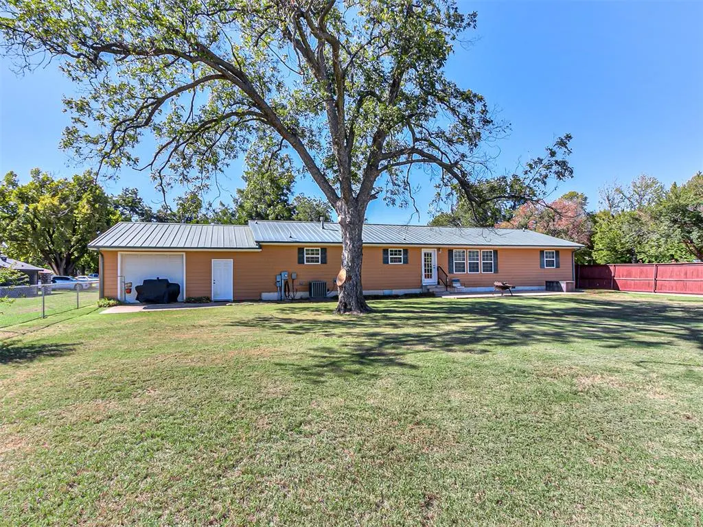 Photo 32 — 318 S Cimarron Street, Crescent, OK 73028