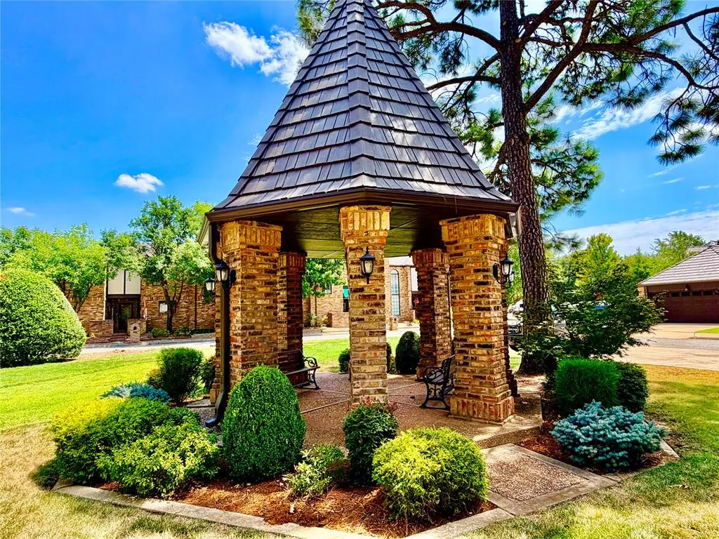 Photo 44 — 16 Windbrook, Norman, OK 73072