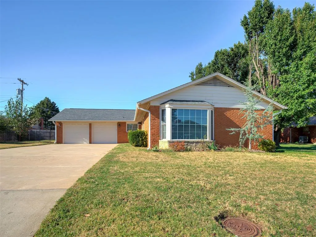 Photo 6 — 3620 NW 62nd Street, Oklahoma City, OK 73112