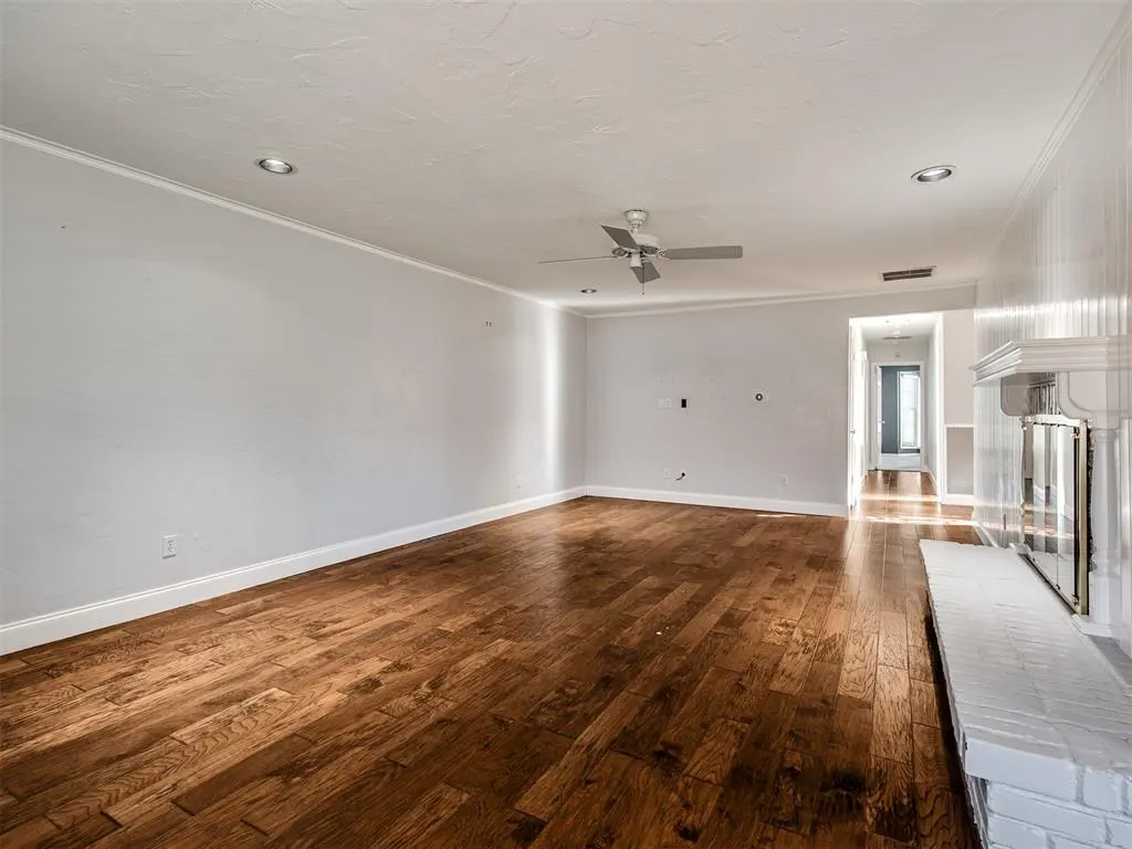 Photo 12 — 3620 NW 62nd Street, Oklahoma City, OK 73112