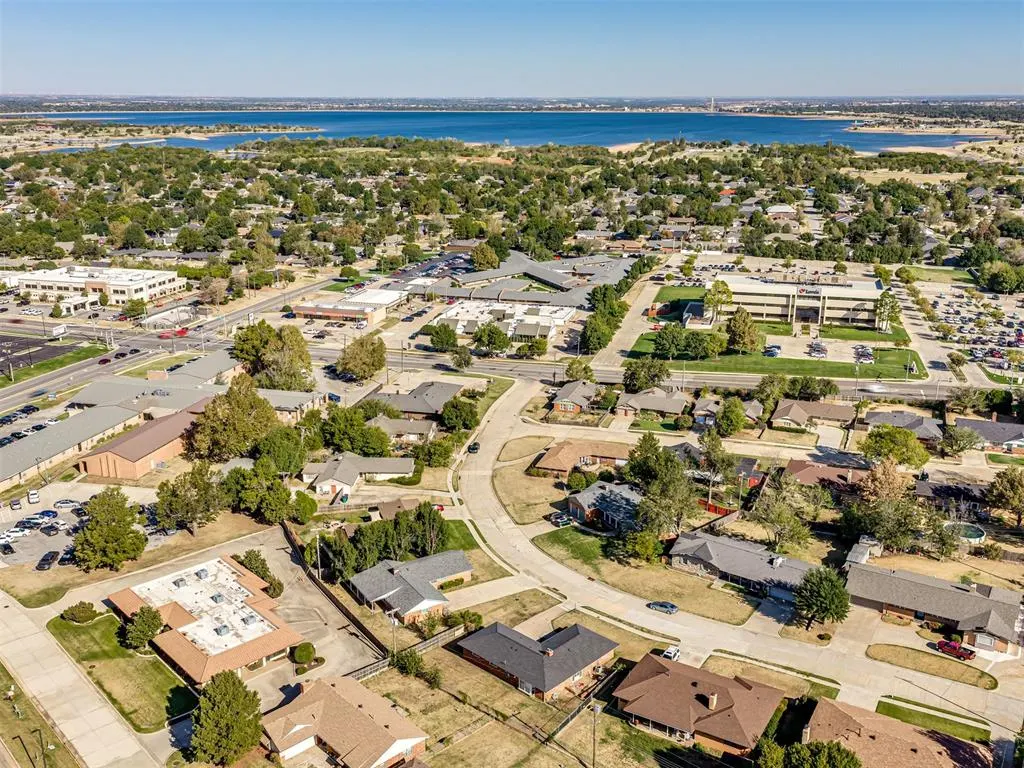 Photo 33 — 3620 NW 62nd Street, Oklahoma City, OK 73112