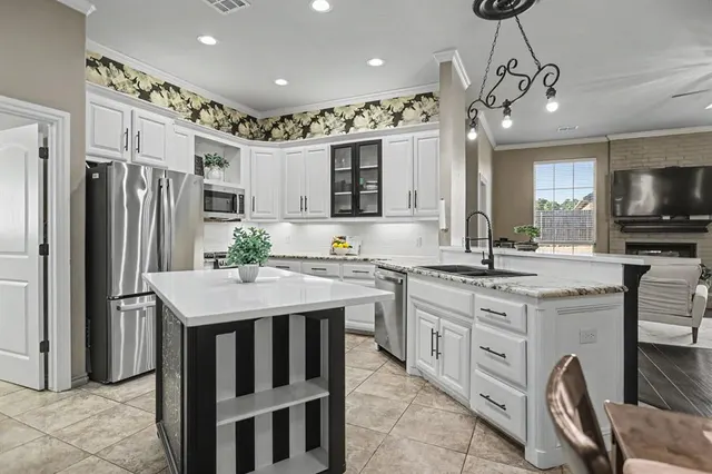 Photo 4 — 10915 Blue Sky Drive, Midwest City, OK 73130