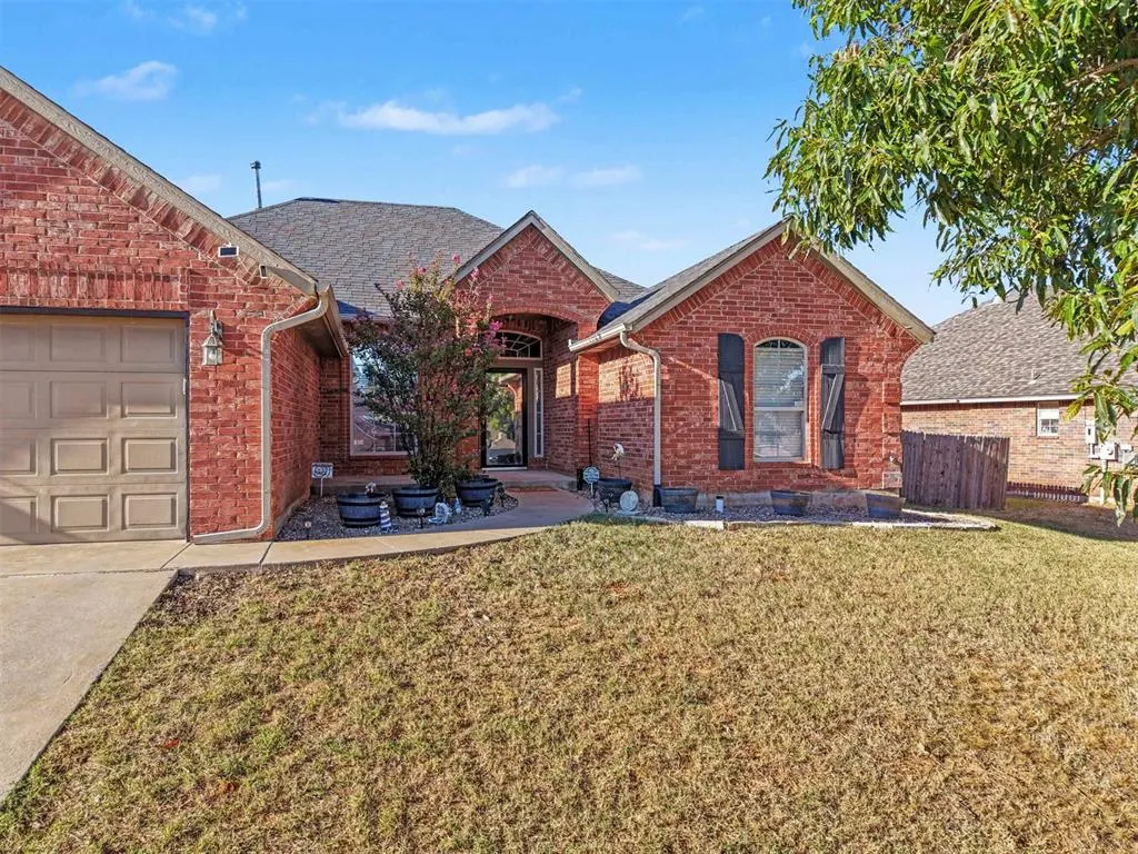 Photo 27 — 10915 Blue Sky Drive, Midwest City, OK 73130