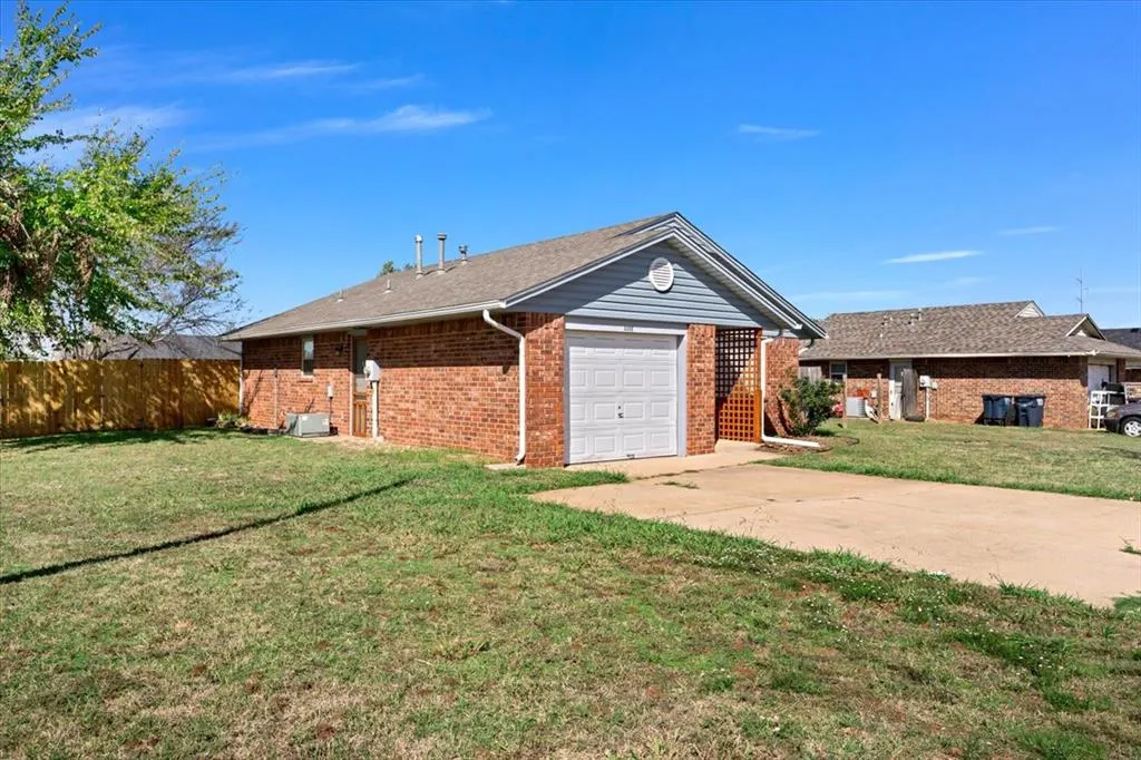 Photo 5 — 4400 Traditional Way, Shawnee, OK 74804