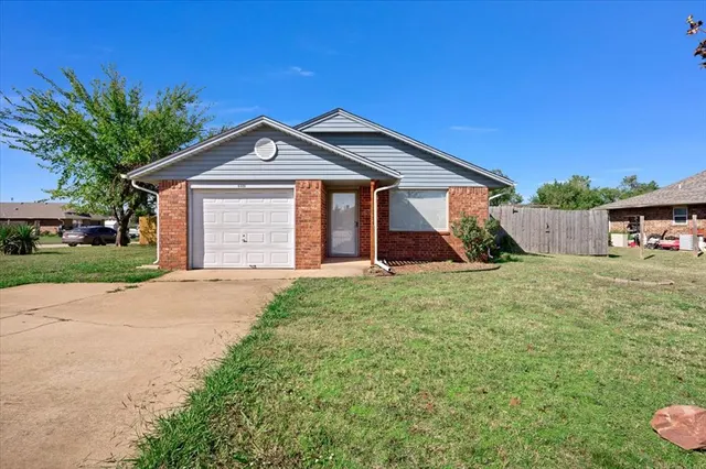Photo 3 — 4400 Traditional Way, Shawnee, OK 74804