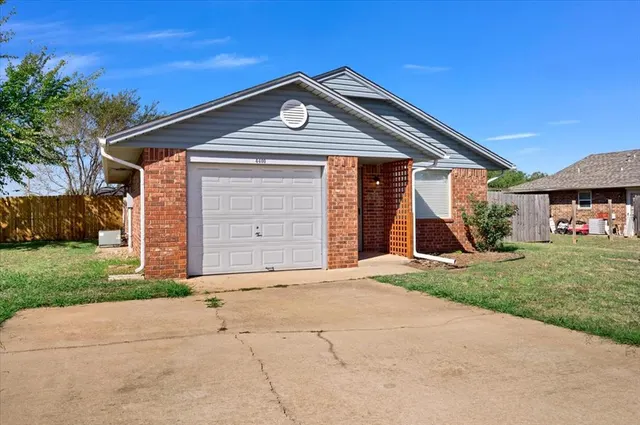 Photo 4 — 4400 Traditional Way, Shawnee, OK 74804