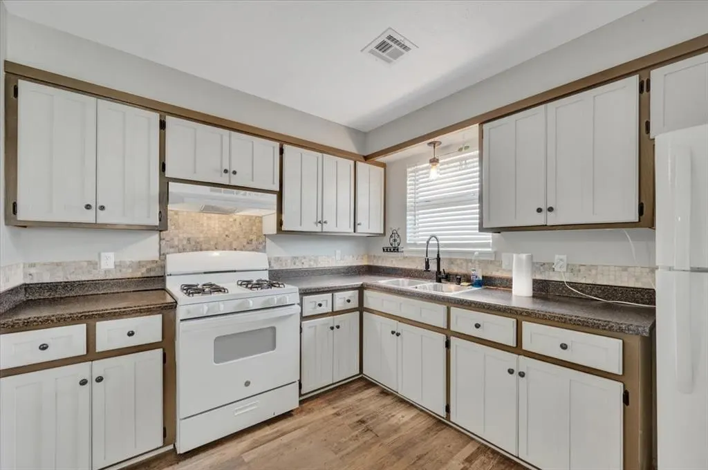 Photo 10 — 4400 Traditional Way, Shawnee, OK 74804