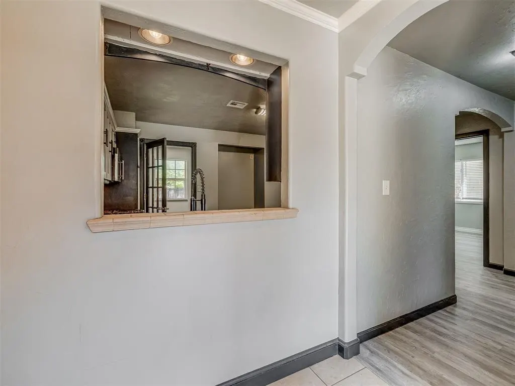 Photo 7 — 6709 NW 34th Street, Bethany, OK 73008