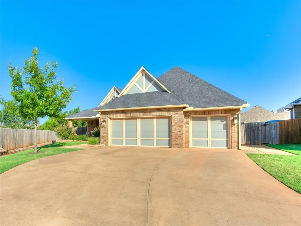Photo 2 — 3421 NW 188th Street, Edmond, OK 73012