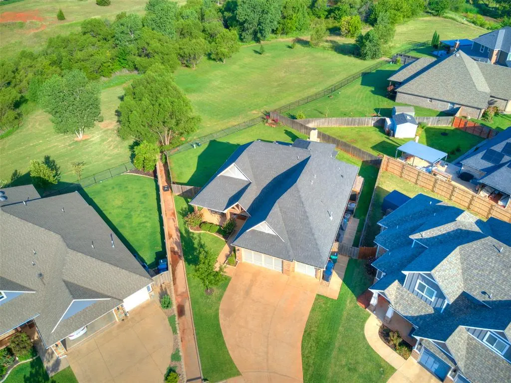 Photo 4 — 3421 NW 188th Street, Edmond, OK 73012