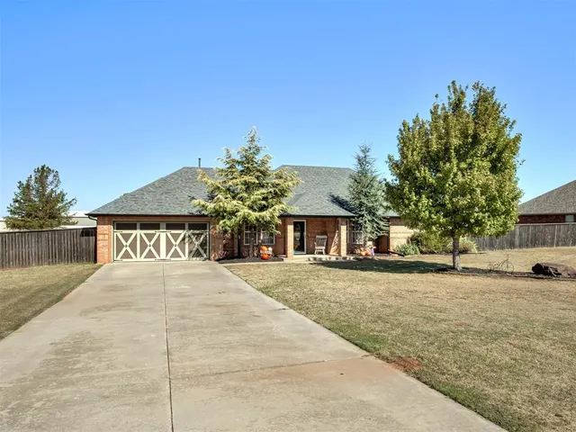 Photo 3 — 4105 Frontier Lane, Tuttle, OK 73089