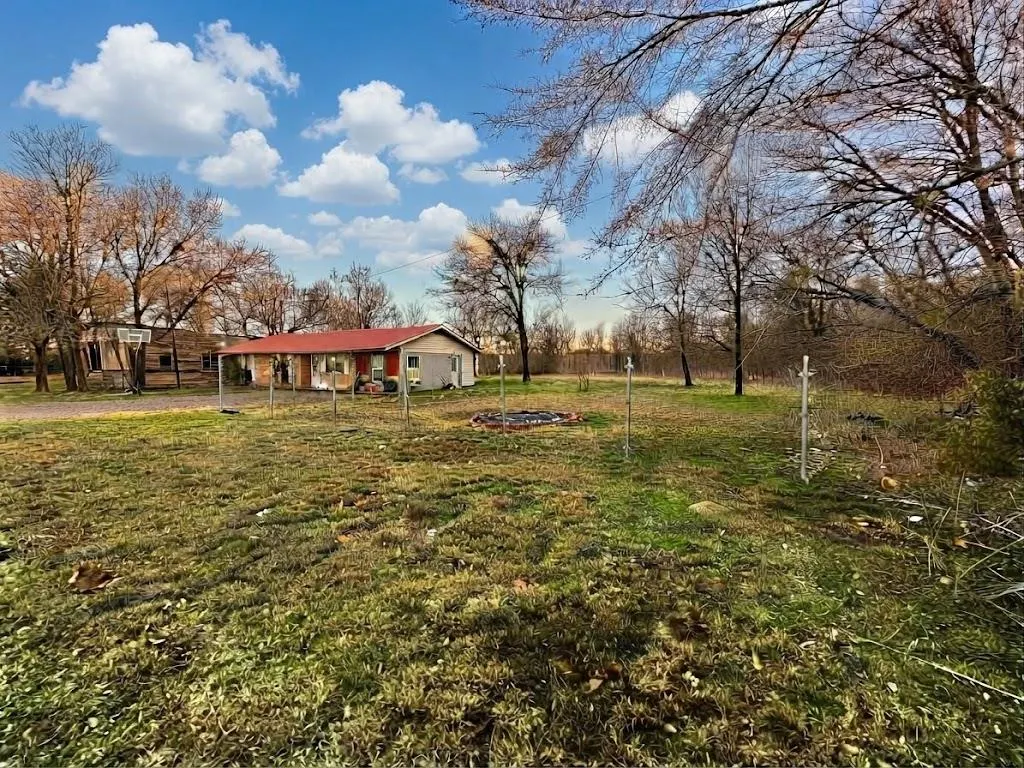 Photo 15 — 34386 W US-70 Highway, Bennington, OK 74723