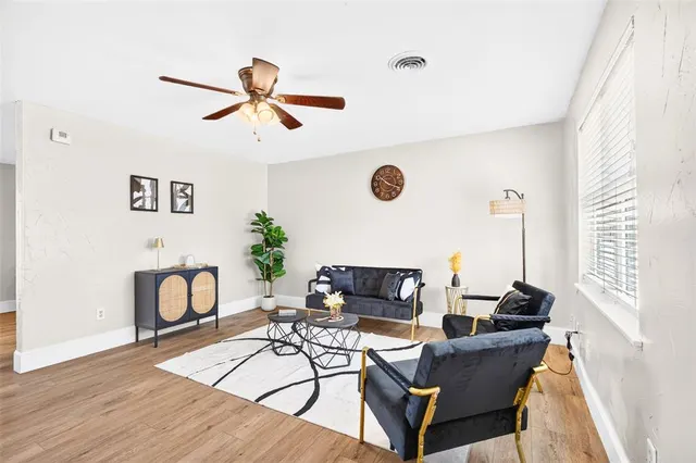 Photo 5 — 501 S Galena Avenue, Geary, OK 73040