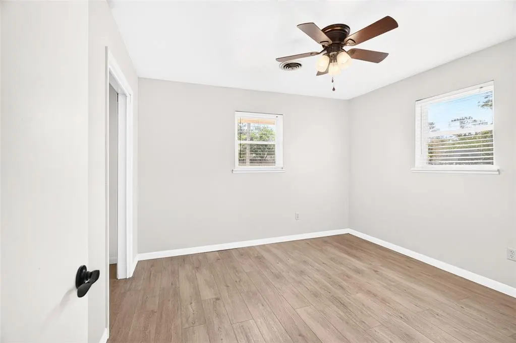 Photo 15 — 501 S Galena Avenue, Geary, OK 73040