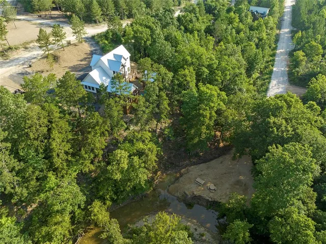 Photo 2 — 1408 N Lukfata Trail, Broken Bow, OK 74728