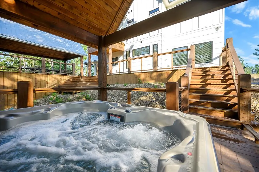 Photo 42 — 1408 N Lukfata Trail, Broken Bow, OK 74728
