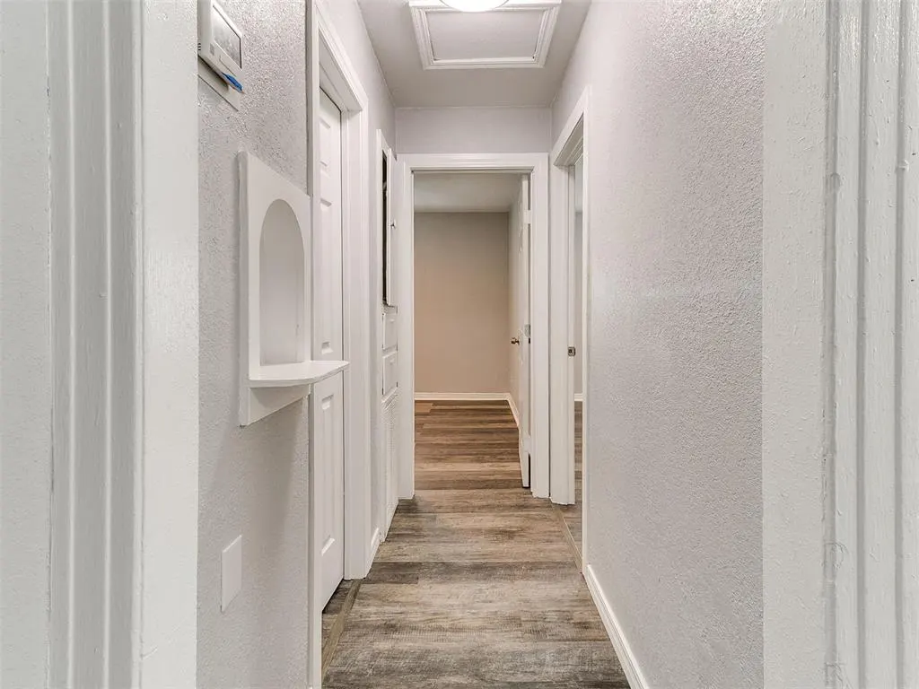 Photo 13 — 917 SW 49 Street, Oklahoma City, OK 73109