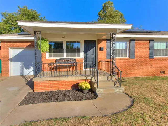 Photo 2 — 2951 NW 48th Street, Oklahoma City, OK 73112