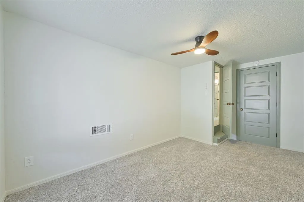 Photo 20 — 2804 NW 26th Street, Oklahoma City, OK 73107