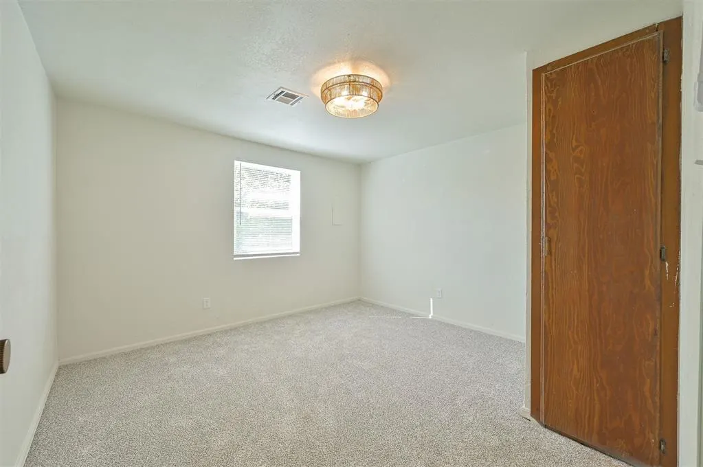 Photo 32 — 2804 NW 26th Street, Oklahoma City, OK 73107