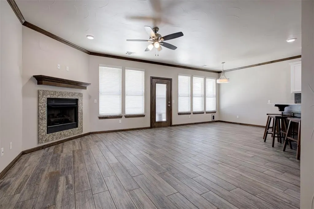 Photo 7 — 1717 Regency Court, Shawnee, OK 74804