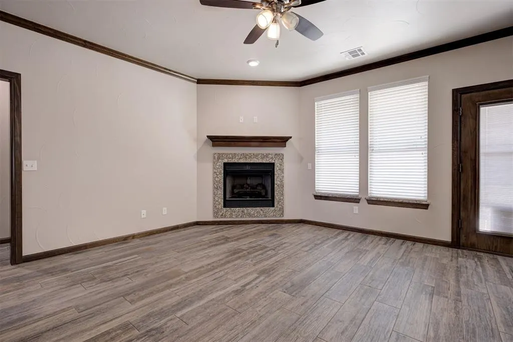 Photo 8 — 1717 Regency Court, Shawnee, OK 74804
