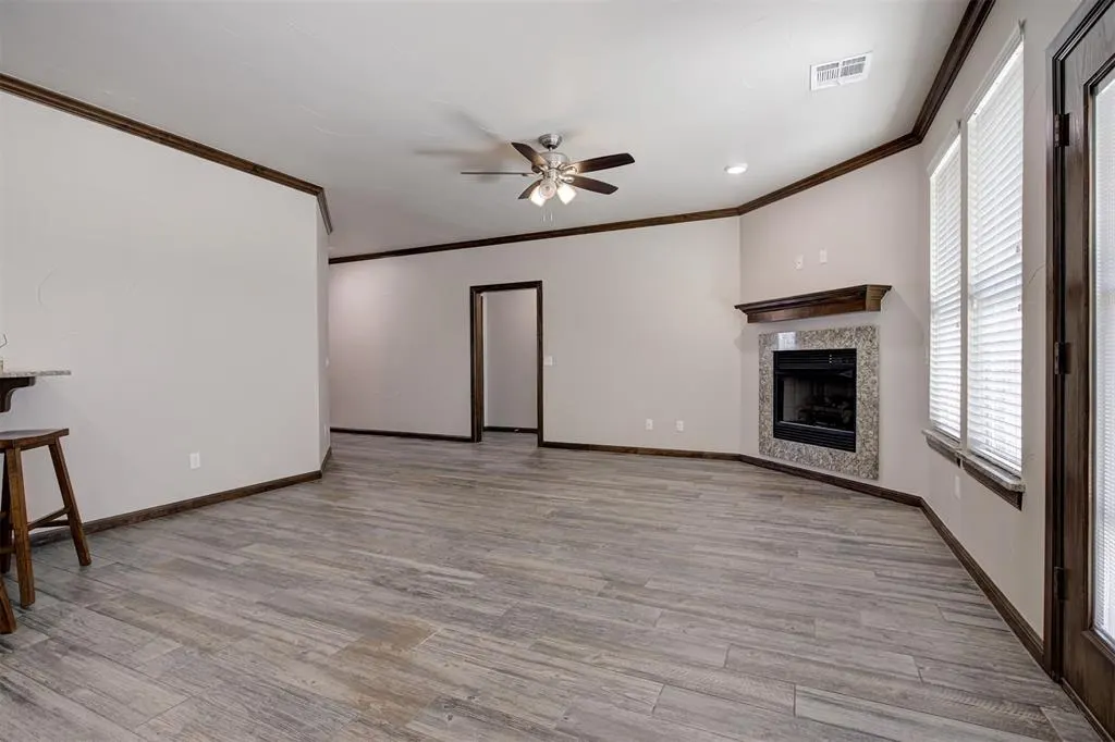Photo 9 — 1717 Regency Court, Shawnee, OK 74804