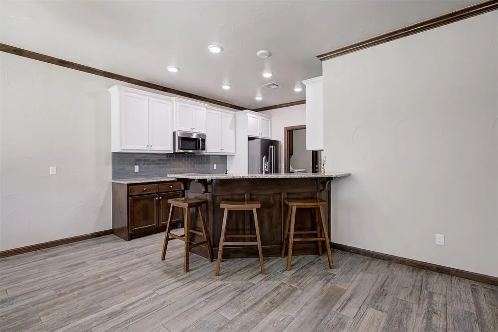 Photo 12 — 1717 Regency Court, Shawnee, OK 74804