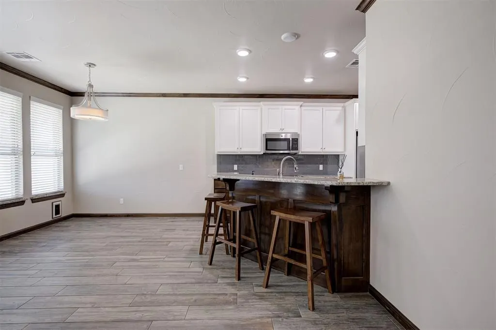 Photo 13 — 1717 Regency Court, Shawnee, OK 74804