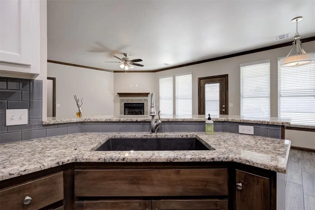 Photo 15 — 1717 Regency Court, Shawnee, OK 74804