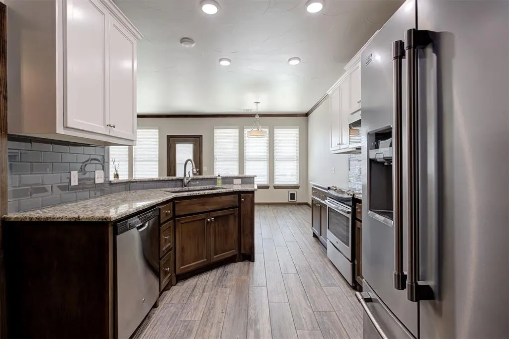 Photo 16 — 1717 Regency Court, Shawnee, OK 74804