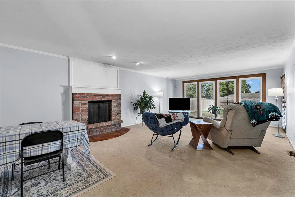 Photo 6 — 1208 Kingston Drive, Yukon, OK 73099
