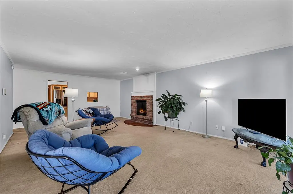 Photo 10 — 1208 Kingston Drive, Yukon, OK 73099