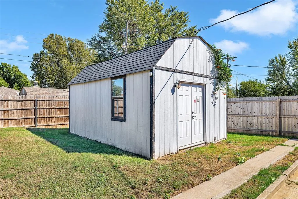 Photo 25 — 1208 Kingston Drive, Yukon, OK 73099