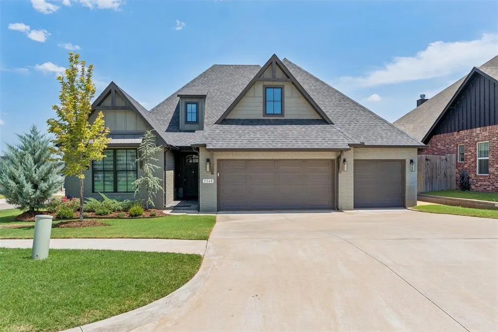Photo 2 — 2348 Preserve Edge Drive, Edmond, OK 73034