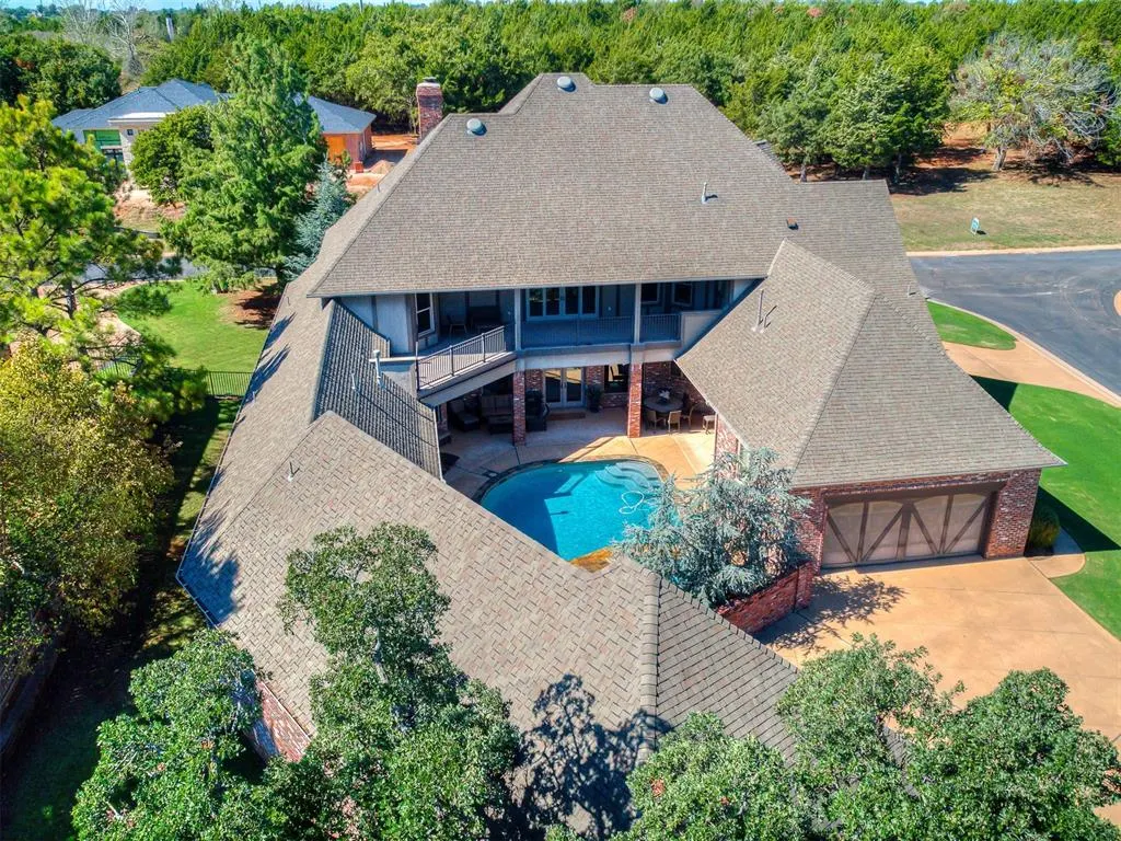 Photo 2 — 1108 Shadow Wood Drive, Edmond, OK 73034