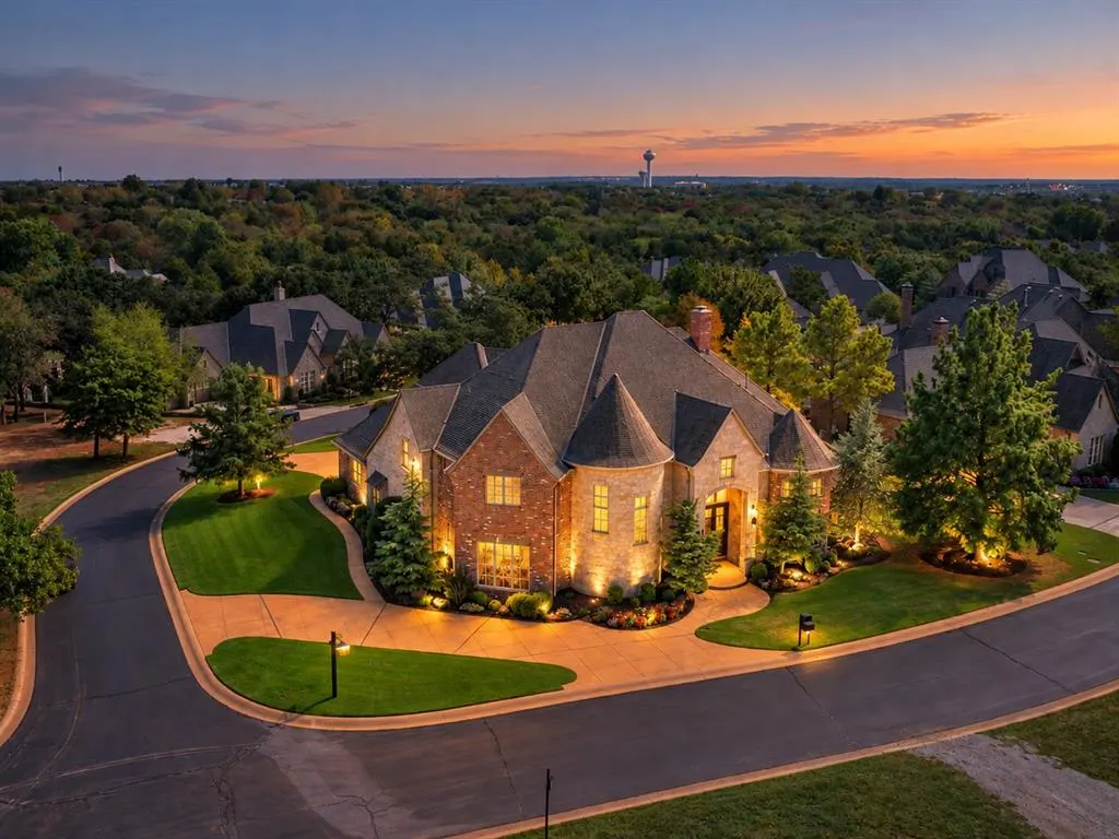 Front exterior — 1108 Shadow Wood Drive, Edmond, OK 73034